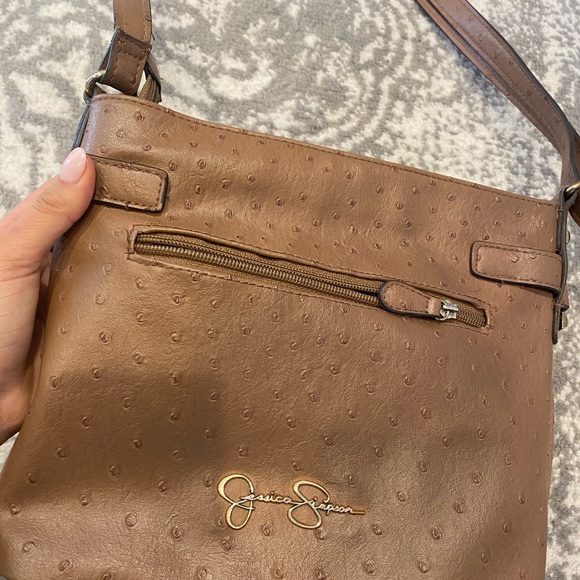 Jessica Simpson brown/tan and gold bag/ cross body bag - Picture 6 of 6